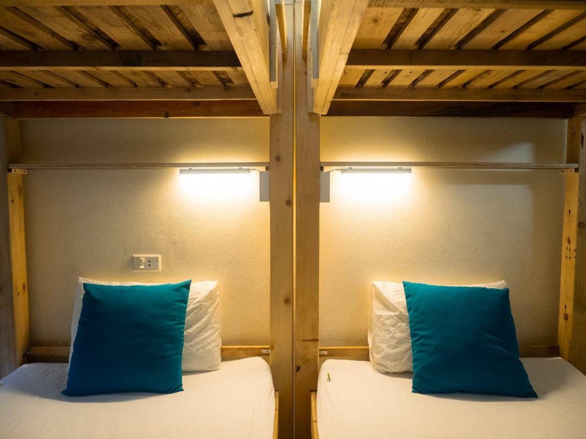Halo Bay Homestay Hạ Long Exterior foto